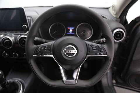 Nissan Juke DIG-T ACENTA 10
