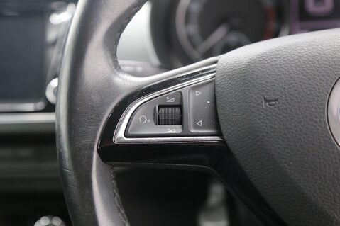 Skoda Fabia SE L TSI DSG 11