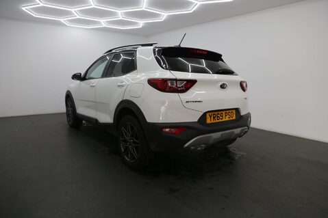 Kia Stonic MAXX 7