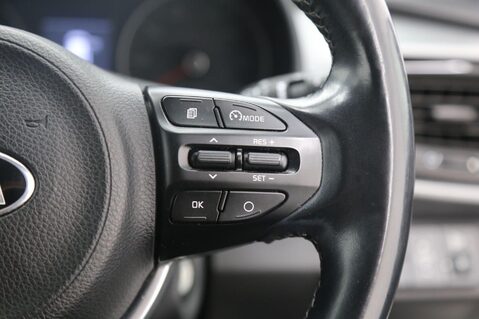 Kia Stonic MAXX 12