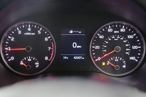 Kia Stonic MAXX 14