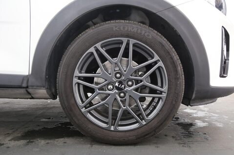 Kia Stonic MAXX 26