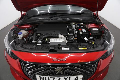 Peugeot 208 PURETECH GT S/S 28