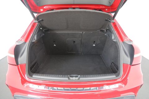 Mercedes-Benz GLA GLA 180 AMG LINE EDITION 26