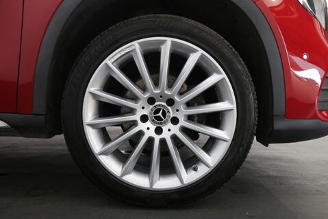 Mercedes-Benz GLA GLA 180 AMG LINE EDITION 27