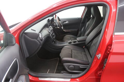 Mercedes-Benz GLA GLA 180 AMG LINE EDITION 23