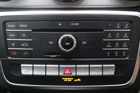 Mercedes-Benz GLA GLA 180 AMG LINE EDITION 17