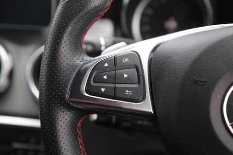 Mercedes-Benz GLA GLA 180 AMG LINE EDITION 11