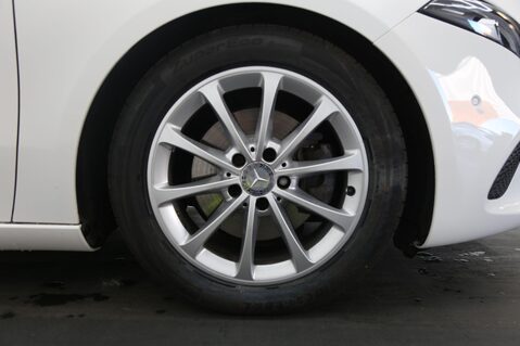 Mercedes-Benz A Class A 200 SPORT EXECUTIVE 27