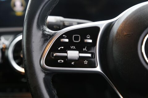 Mercedes-Benz A Class A 200 SPORT EXECUTIVE 11