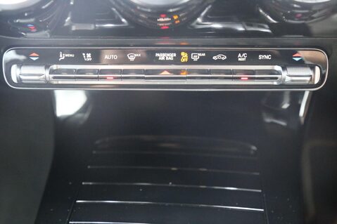 Mercedes-Benz A Class A 200 SPORT EXECUTIVE 18