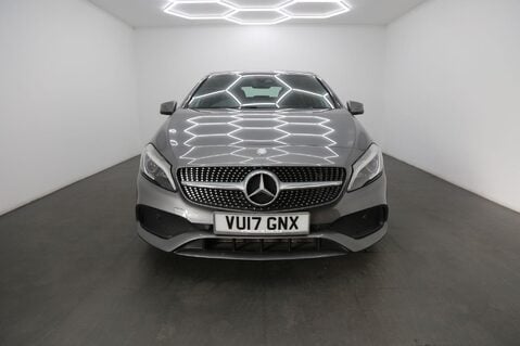 Mercedes-Benz A Class A 200 AMG LINE PREMIUM 2
