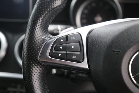 Mercedes-Benz A Class A 200 AMG LINE PREMIUM 11