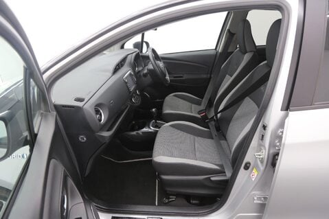 Toyota Yaris VVT-I Y20 23