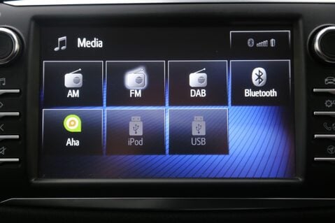 Toyota Yaris VVT-I Y20 16