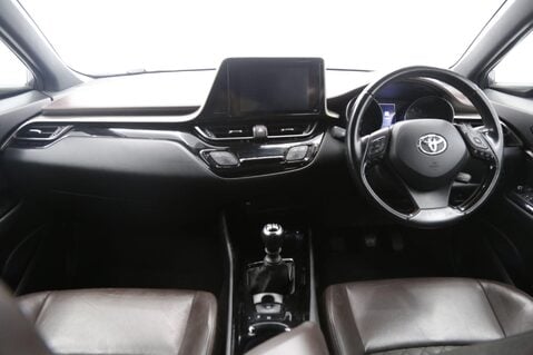 Toyota C-HR EXCEL 9