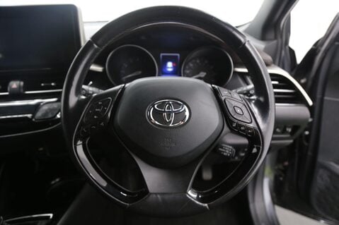 Toyota C-HR EXCEL 10