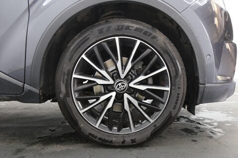 Toyota C-HR EXCEL 26