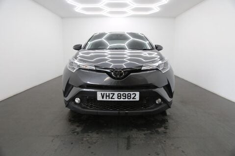 Toyota C-HR EXCEL 2