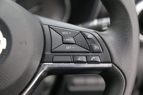 Nissan Juke DIG-T ACENTA 12