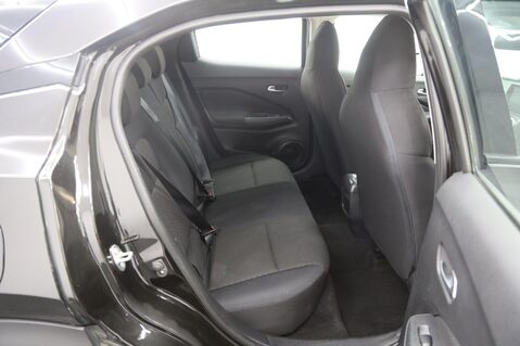 Nissan Juke DIG-T ACENTA 23