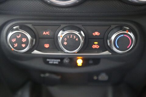 Nissan Juke DIG-T ACENTA 17