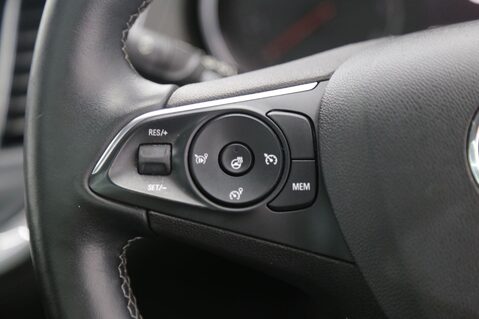 Vauxhall Grandland X ELITE NAV 11