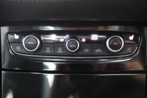 Vauxhall Grandland X ELITE NAV 17