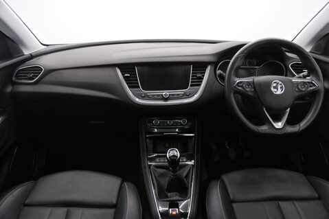 Vauxhall Grandland X ELITE NAV 9
