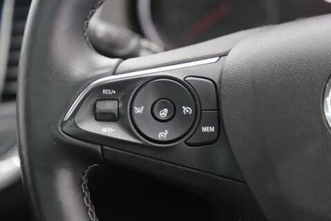 Vauxhall Grandland X ELITE NAV 11