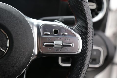 Mercedes-Benz A Class A 200 D AMG LINE EXECUTIVE 12