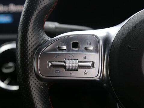 Mercedes-Benz A Class A 200 AMG LINE EXECUTIVE 11