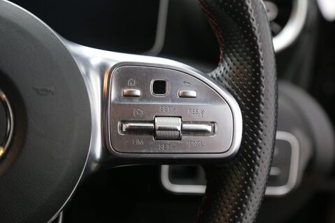 Mercedes-Benz A Class A 200 AMG LINE EXECUTIVE 12