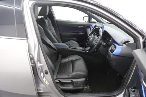 Toyota C-HR DYNAMIC 20