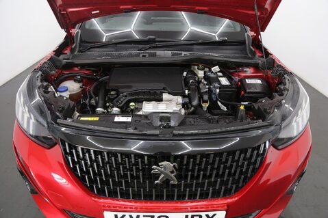 Peugeot 2008 PURETECH S/S GT LINE 28
