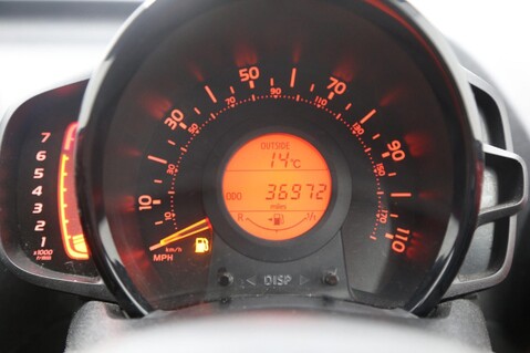 Toyota Aygo VVT-I X-CITE 4 14