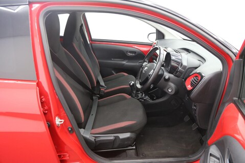 Toyota Aygo VVT-I X-CITE 4 23