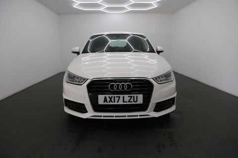 Audi A1 TFSI S LINE 2