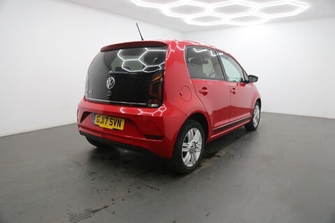 Volkswagen Up UP BY BEATS 5