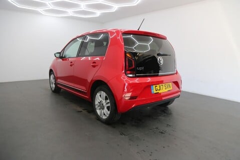 Volkswagen Up UP BY BEATS 7