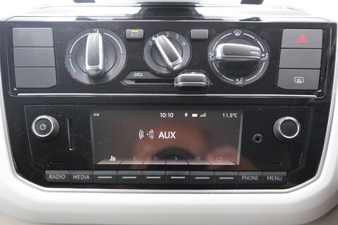 Volkswagen Up UP BY BEATS 14