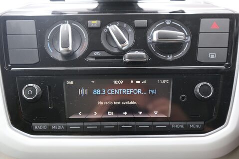 Volkswagen Up UP BY BEATS 13