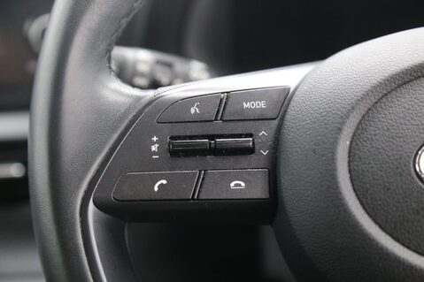 Hyundai BAYON T-GDI SE CONNECT 11