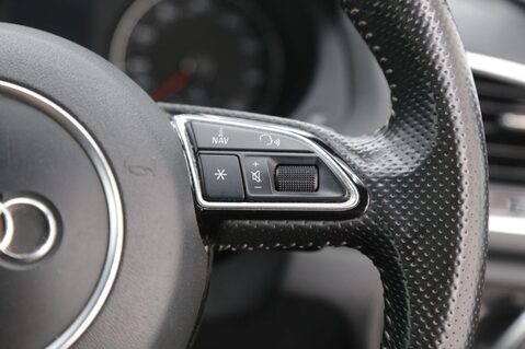 Audi Q3 TDI QUATTRO S LINE PLUS 12