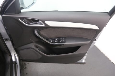 Audi Q3 TDI QUATTRO S LINE PLUS 20