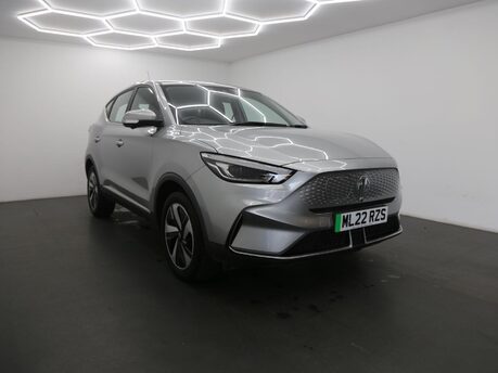 MG ZS SE