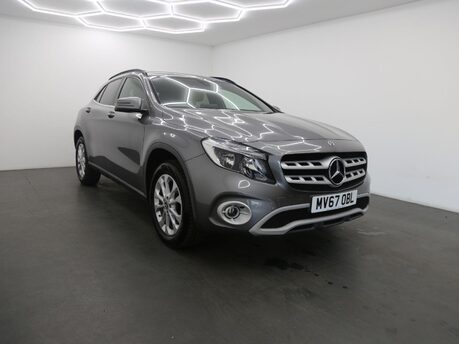 Mercedes-Benz GLA GLA 200 D SE