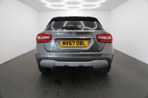 Mercedes-Benz GLA GLA 200 D SE 6