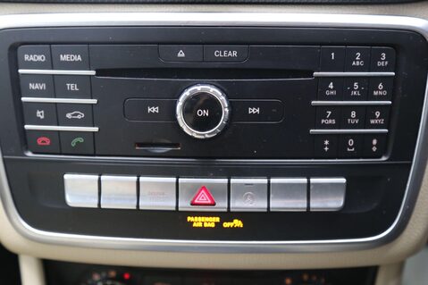 Mercedes-Benz GLA GLA 200 D SE 17