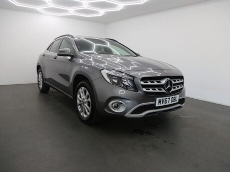 Mercedes-Benz GLA GLA 200 D SE